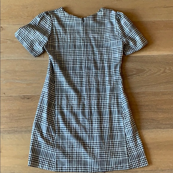 Dress - Picture 5 of 8